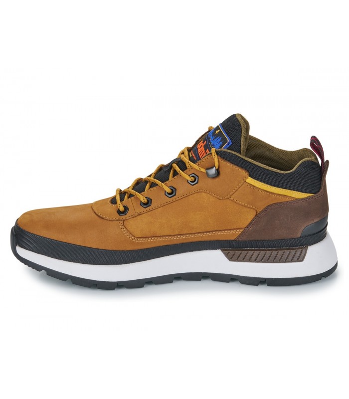 Botines marrones con cordones. Piel natural cuero. Suela blanca.