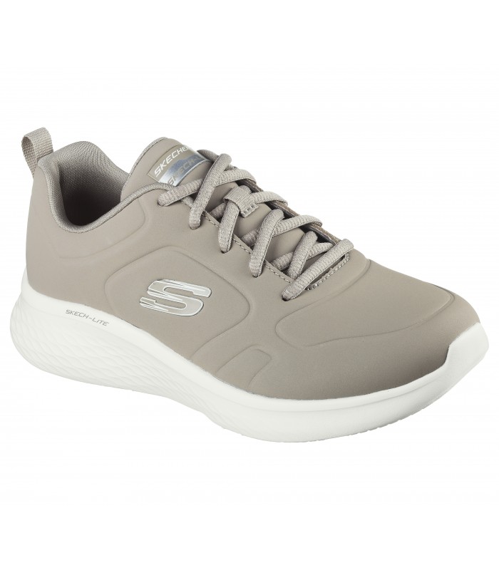 Deportivo Skechers en color taupe con cierre de cordones y suela blanca.