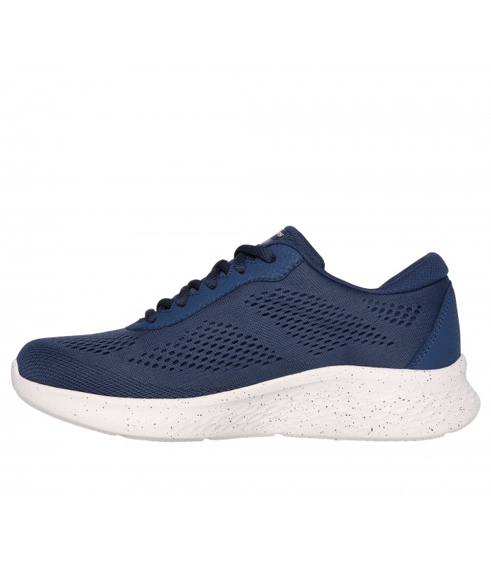 Deportivo Skechers en color azul marino con cierre de cordones.
