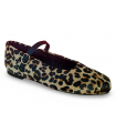 Francesita con estampado de leopardo y hebilla.