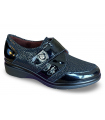 Zapato con velcro en piel.