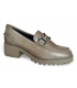 Mocasines en piel natural con estribo.