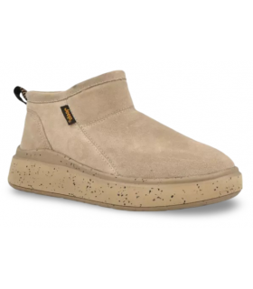 Botas estilo australiano en color beige.