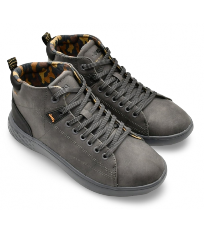 Botines de cordones ligeros en color antracita.