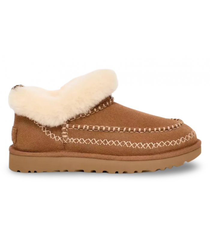 Botas color cuero con forro de lana.