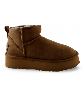 Botas australianas cuero con plataforma. Piel serraje.