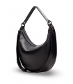 Bolso en forma de medialuna en color negro.