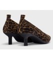 salón leopardo mujer