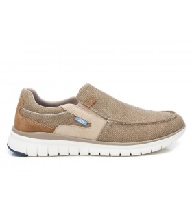 Zapato sin cordones en color beige para caballero XTI 143581