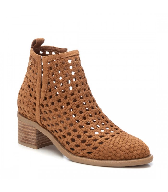 Botín trenzado en color camel para señora XTI 143959