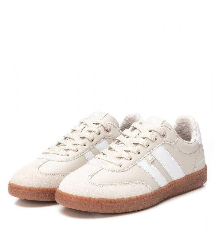 Deportivo beige con detalles en blanco para señora XTI 143485