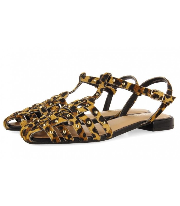 Sandalia cangrejera de color leopardo para mujer GIOSEPPO 75457