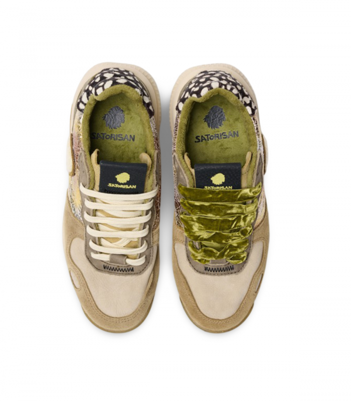 Satorisan Chacrona Premium String Sandy. Zapatilla deportiva en tonos beige con diseño casual inspirado en la naturaleza