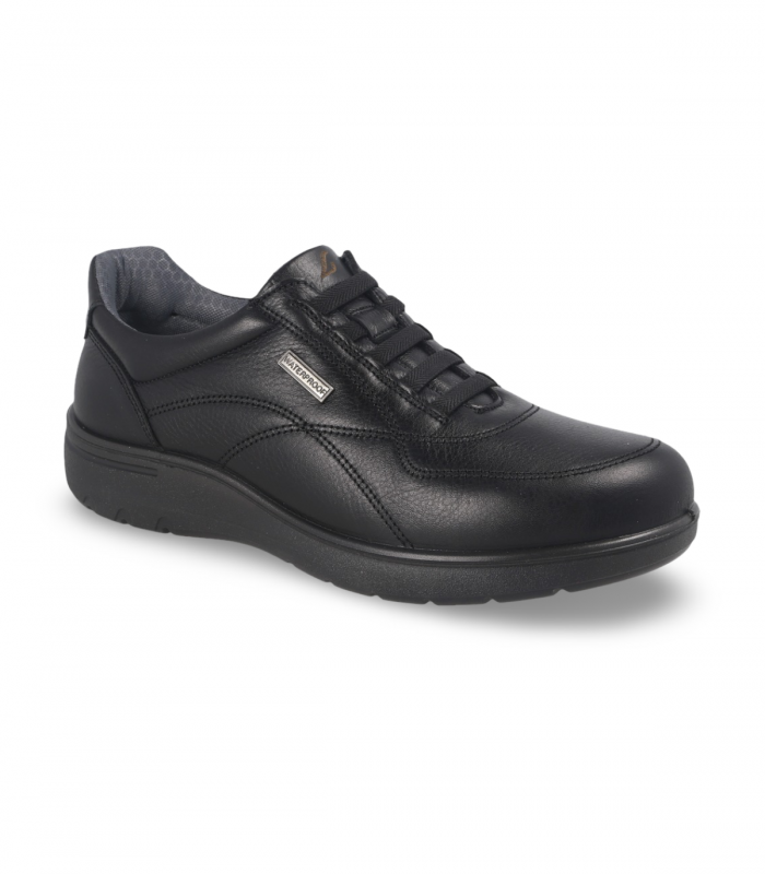 Zapatos clásicos con cordones elásticos.