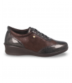 Laura Azaña 21861 café. Zapatilla café con mezcla de materiales suaves y estampados, muy cómoda y moderna
