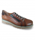 Zapato con cordones y cremallera en color cuero.