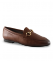 Mocasín con estribo en color cuero