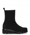 Botines negros elásticos. Adaptación total al pie.