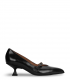Pedro Miralles 29372 Negro. Zapato salón con pulsera fina, tacón bajo y estilo clásico