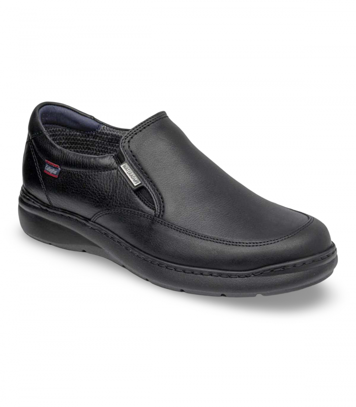 Zapato mocasín de caballero en piel negra