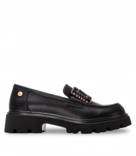 Mocasín negro mujer Xti 144429 con suela gruesa y moderna