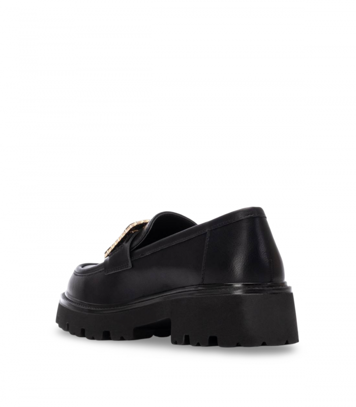 Mocasín negro mujer Xti 144429 con suela gruesa y moderna