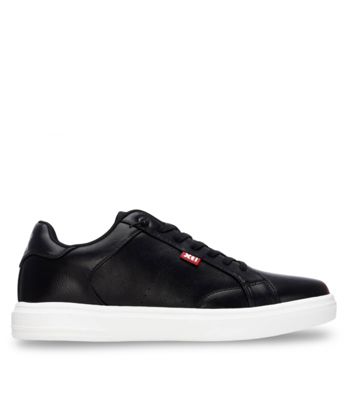 Zapatilla negra básica con perfil limpio XTI 144145 hombre