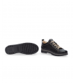 Zapatos negros de Pikolinos para mujer con cordones