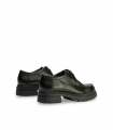 Pitillos 10797 Negro. Zapato tipo wallaby en piel negra con suela robusta y estilo casual