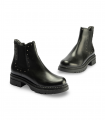 Pitillos 10798 Negro. Botín plano negro tipo Chelsea con suela gruesa y diseño minimalista