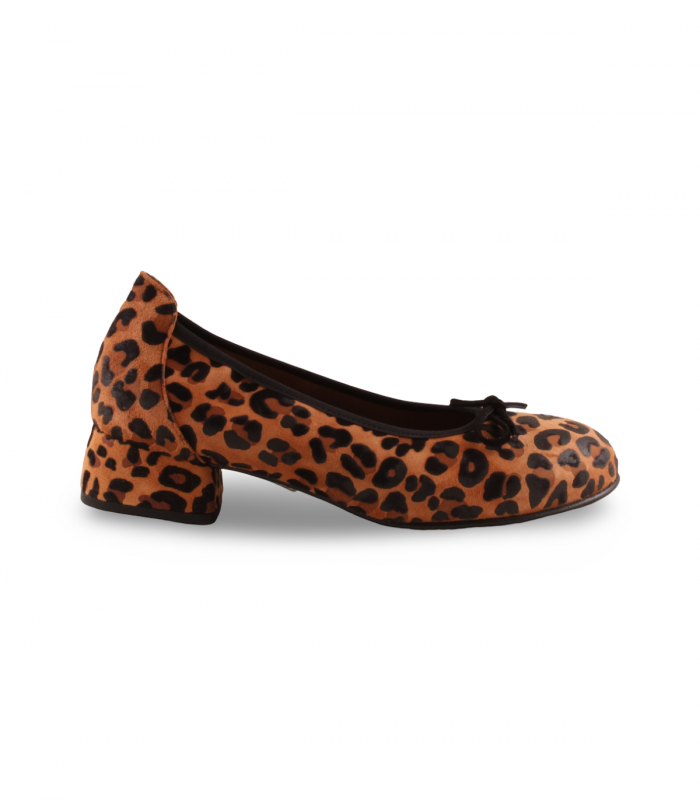 Roldan 4030. Salón leopardo en serraje con lazo, ideal para añadir un toque llamativo a prendas lisas