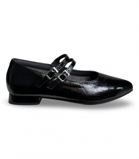 Pitillos 10841 Negro. Zapato charol negro con hebilla, ideal para oficina o looks formales