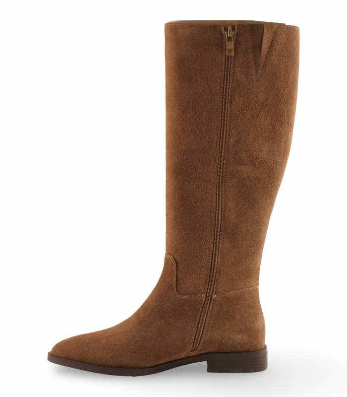 Shemerry Norve taupe. Bota alta de serraje taupe con tacón cómodo, ideal para looks boho o neutros