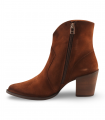 Nature Venecia brandy 25461. Botín brandy de diseño liso y tacón ancho, básico para otoño e inverno