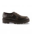 Bryan 4338. Zapato negro brillo con hebilla lateral y suela dentada estilo masculino