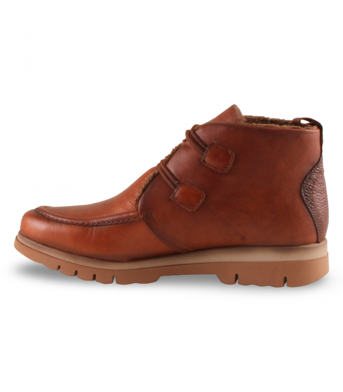 Giorda 22263. Bota baja estilo montaña en cuero sauvage, robusta y funcional para otoño o exteriores