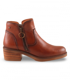 Giorda 42303. Botín cuero con inspiración campera, tacón medio y cremallera lateral para calce cómodo
