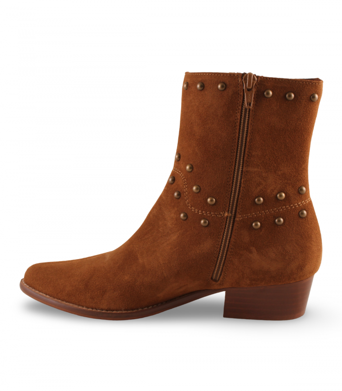 Bryan 2216 Antílope Cuero. Botín cowboy cuero con tachuelas decorativas y estilo western