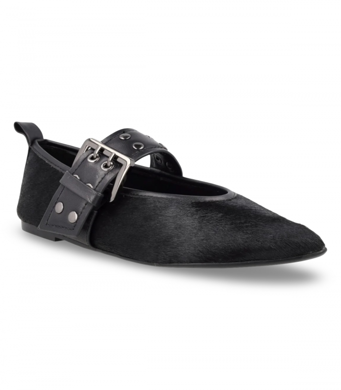 Shemerry Paris negro. Zapato plano de pelo negro con correa y hebilla, rompedor y de tendencia