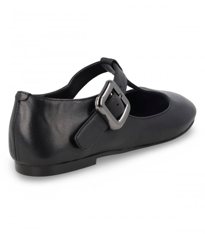 Shemerry Zintia negro. Salón de piel con tira y hebilla, elegante y funcional para el día a día