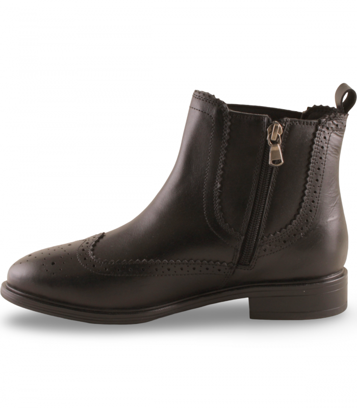 Sams S1500-5 negro. Botín negro con pala picada y cierre Chelsea, ideal para looks elegantes o informales