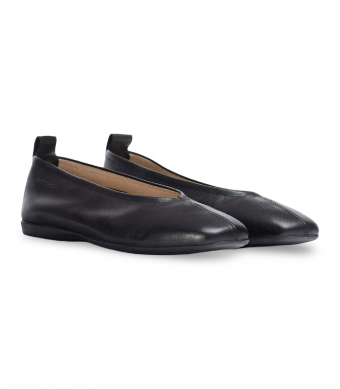 Manoletina negra corte en V Wonders A8661