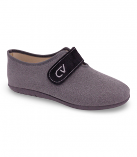 zapatilla con velcro en color gris