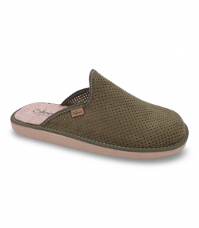 zapatilla microperforada tipo chinela