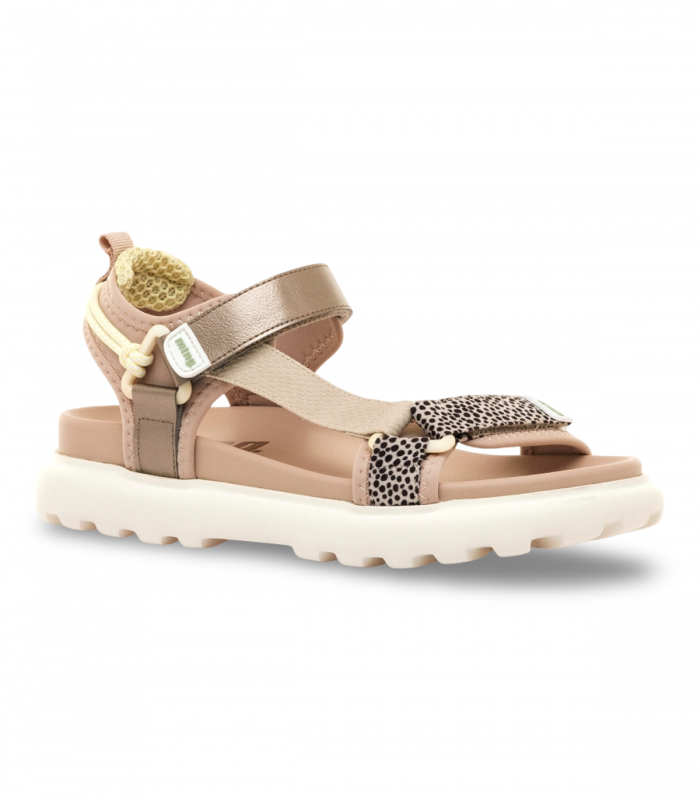 Sandalia beige de velcros Mustang 60001, fresca y estable