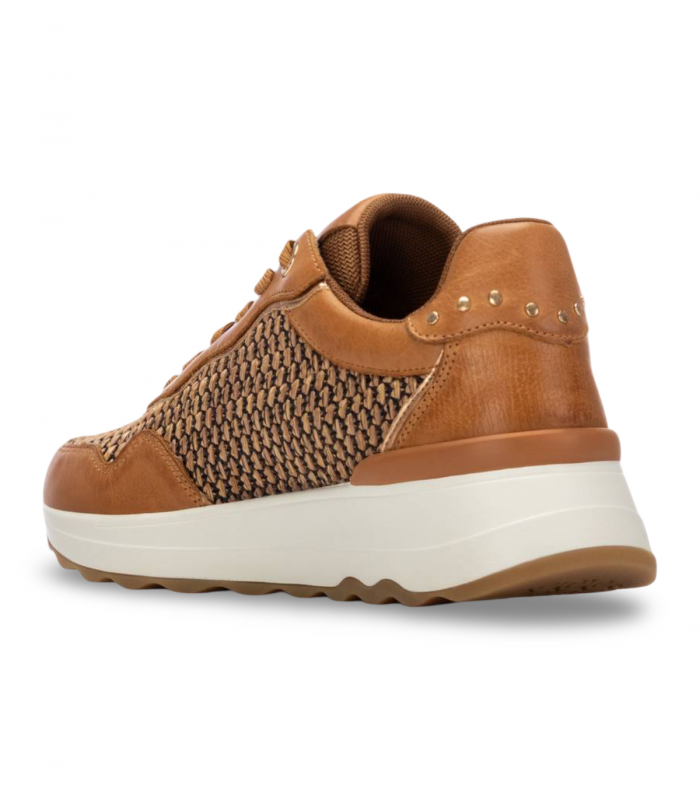 Deportiva de rafia camel Carmela 163239, fresca y artesanal