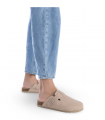 Zueco bio beige con hebilla lateral XTI 142871