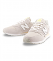 Deportivo clásico taupe retro New Balance 373V2, urbano