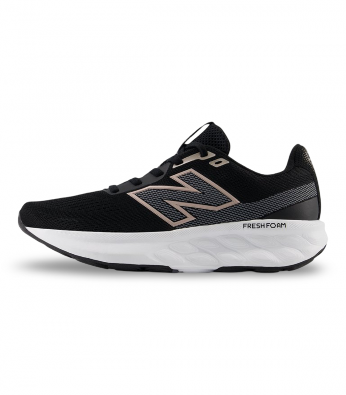 Deportivo negro con Fresh Foam New Balance 520 v9, ligero y amortiguado