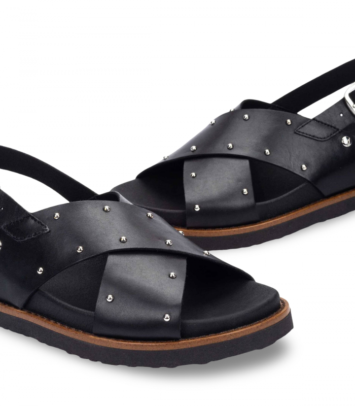 Sandalia negra tachas elegante Pikolinos Aitana W7Z-0995